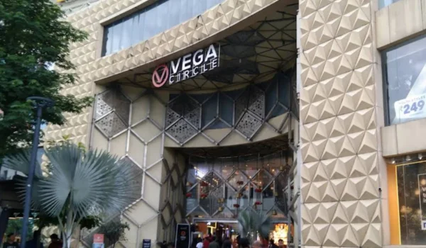 Vega Circle Mall